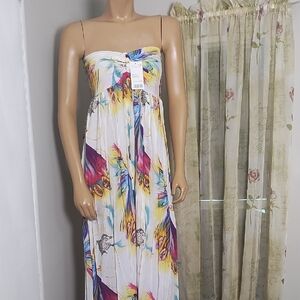 Vibrant Strapless Maxi Dress‎